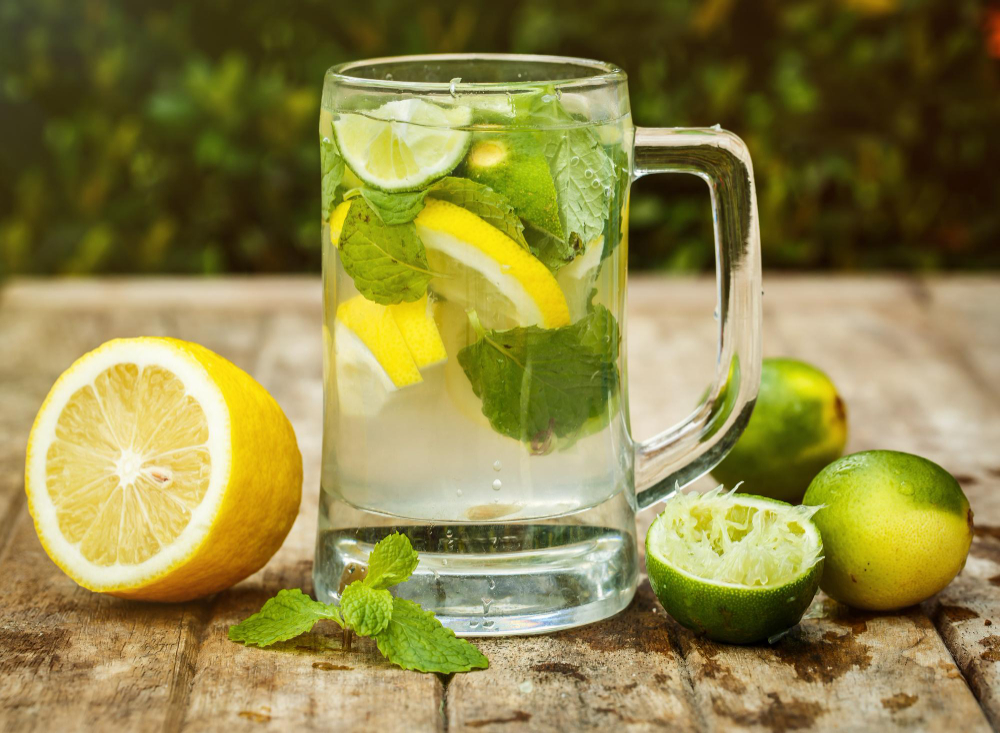 10 Incredible Health Benefits Of Lime Water - Healthywell.in